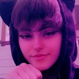 Royal from Vicenza | Woman | 23 years old | Cancer