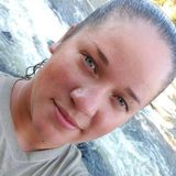 Betsy from Garysburg | Woman | 37 years old | Taurus