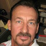 Tryingtomingle from Amsterdam | Man | 61 years old | Cancer