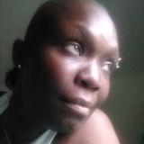 Taye from Akron | Woman | 45 years old | Capricorn