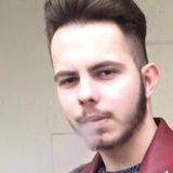 Lavderim from Vevey | Man | 32 years old | Cancer