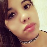 Cintia from Centro | Woman | 32 years old | Gemini