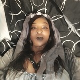 Vee from Winston-Salem | Woman | 60 years old | Sagittarius
