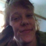 Country from Stanton | Woman | 37 years old | Capricorn