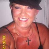 Leann from Medford | Woman | 45 years old | Gemini