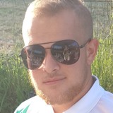 Camille1Uy from Romilly-sur-Seine | Man | 27 years old | Sagittarius