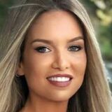 19Pombh from Toronto | Woman | 22 years old | Capricorn
