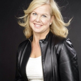 Sarabi from Oslo | Woman | 61 years old | Gemini