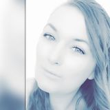 Deanne from Grimsby | Woman | 32 years old | Aquarius
