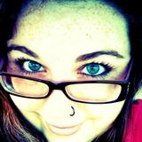 Dorthy from Vincennes | Woman | 22 years old | Taurus