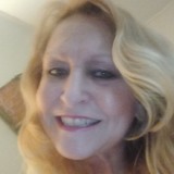 Selene from Seattle | Woman | 58 years old | Pisces