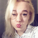 Elaine from Warsaw | Woman | 29 years old | Leo