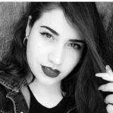 Flor from Jimenez | Woman | 28 years old | Cancer