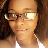 Dee from Pittsburgh | Woman | 35 years old | Aries