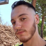 Liuk from Cosenza | Man | 32 years old | Leo