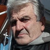 Mahmutilhjt from Los Angeles | Man | 62 years old | Capricorn