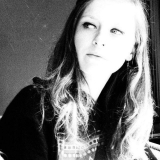 Alex from Lausanne | Woman | 33 years old | Taurus