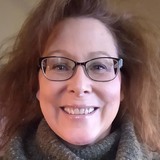 Di from Dubuque | Woman | 65 years old | Aries