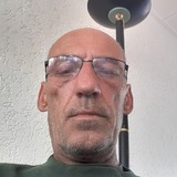Henkboy from Oldenzaal | Man | 62 years old | Cancer