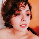 Catalina from Monterrey | Woman | 32 years old | Cancer