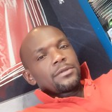 Rayane from Septemes-les-Vallons | Man | 38 years old | Leo