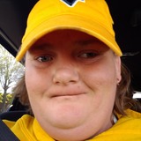 Kat from Huntington | Woman | 41 years old | Gemini