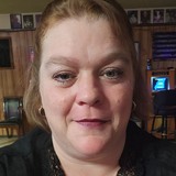 Steph from Saint Louis | Woman | 44 years old | Aries