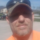 Johnboyandbr0X from Wartburg | Man | 44 years old | Gemini