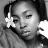 Mani from Santa Monica | Woman | 26 years old | Libra