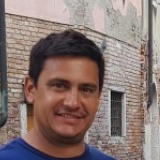 Carlos from Victoria | Man | 44 years old | Taurus
