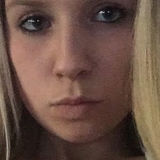 Tine from Oostende | Woman | 27 years old | Aries