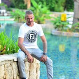Johnnyverstrb0 from Bocholt | Man | 47 years old | Taurus