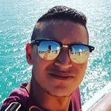 Yoyo from Salon-de-Provence | Man | 33 years old | Capricorn