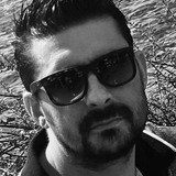 Vitarapau0Q from Geneve | Man | 44 years old | Sagittarius
