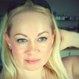 Linjoh from Oslo | Woman | 55 years old | Aries