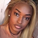 Pretusca from Lisbon | Woman | 33 years old | Aries