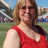 Kari from Davenport | Woman | 47 years old | Leo