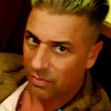 Simonedelpriue from Arezzo | Man | 54 years old | Capricorn