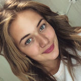 Catalina from Braila | Woman | 28 years old | Capricorn