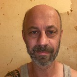 Thierrrychau04 from Ukkel | Man | 49 years old | Cancer