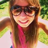 Flore from Paris | Woman | 31 years old | Capricorn