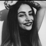 Ozgeozge from Gdansk | Woman | 31 years old | Capricorn