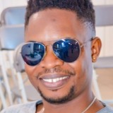 Austine from Grenoble | Man | 44 years old | Taurus