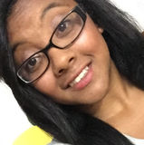 Yesyrenee from Tucson | Woman | 28 years old | Aries