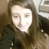 Pequena from Garibaldi | Woman | 28 years old | Leo