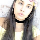 Vir from Chabas | Woman | 32 years old | Sagittarius
