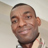 Nlendnlendnq from Lausanne | Man | 38 years old | Taurus