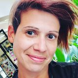 Denniska from Honolulu | Woman | 44 years old | Sagittarius
